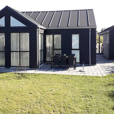 Luci - 500m From The Sea By Interhome Hjørring